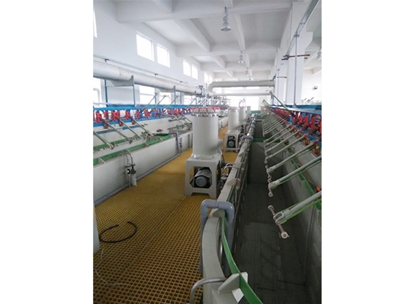 爬坡式自動生產線