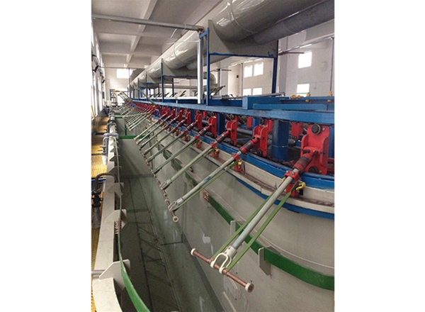 爬坡式自動生產線