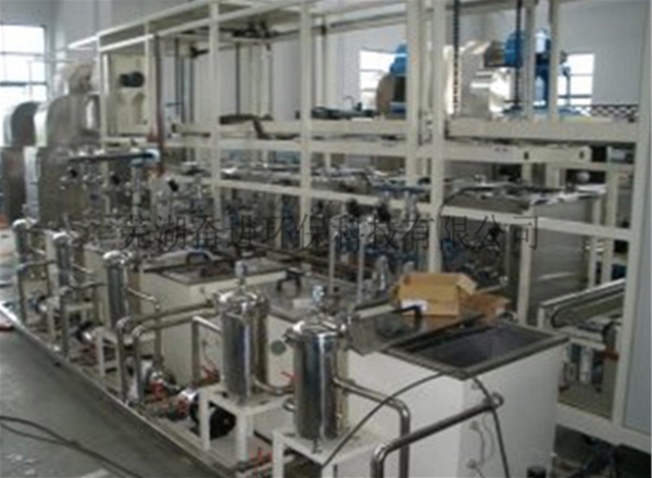 多槽自動(dòng)循環(huán)過(guò)濾超聲波清洗機(jī)