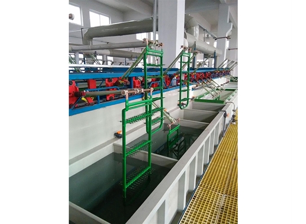 爬坡式自動生產線