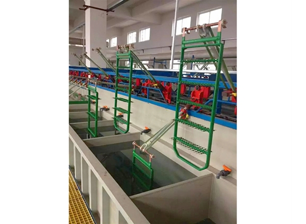 爬坡式自動生產線